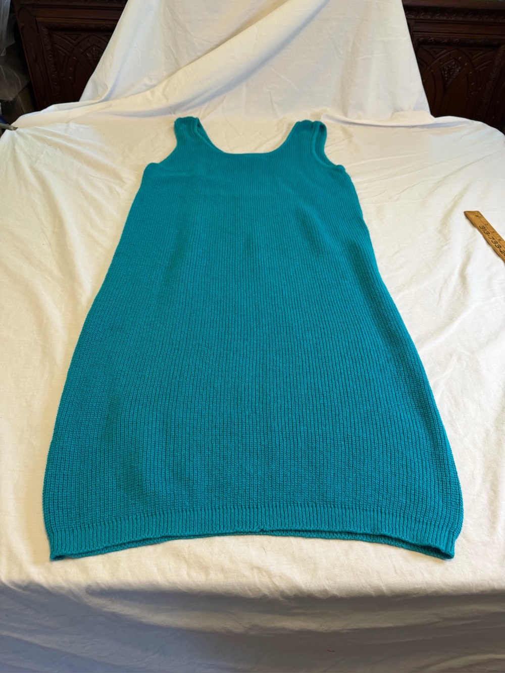 D.D. Sloane Sleeveless Knit Tank Dress in Bright Teal size M